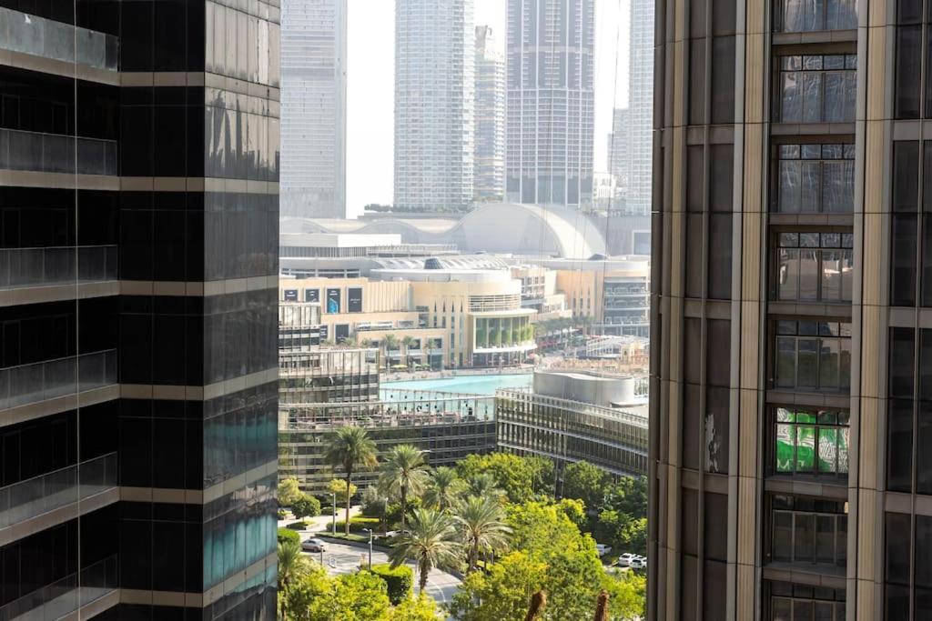 Apartment Luxury 3br In Downtown With Pool, Fitness, Patio